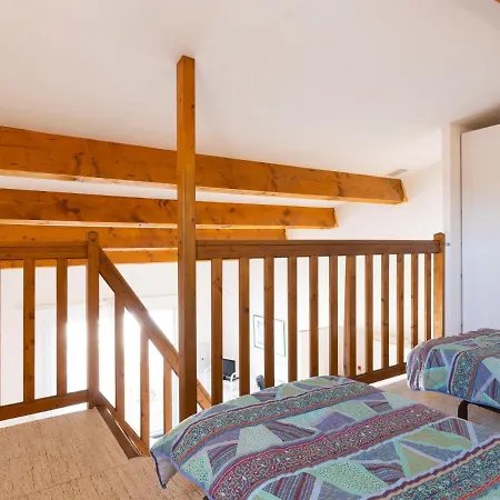 Дом отдыха 1 Bedroom House For 6 Агд