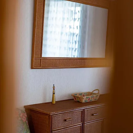 1 Bedroom House For 6 * Агд